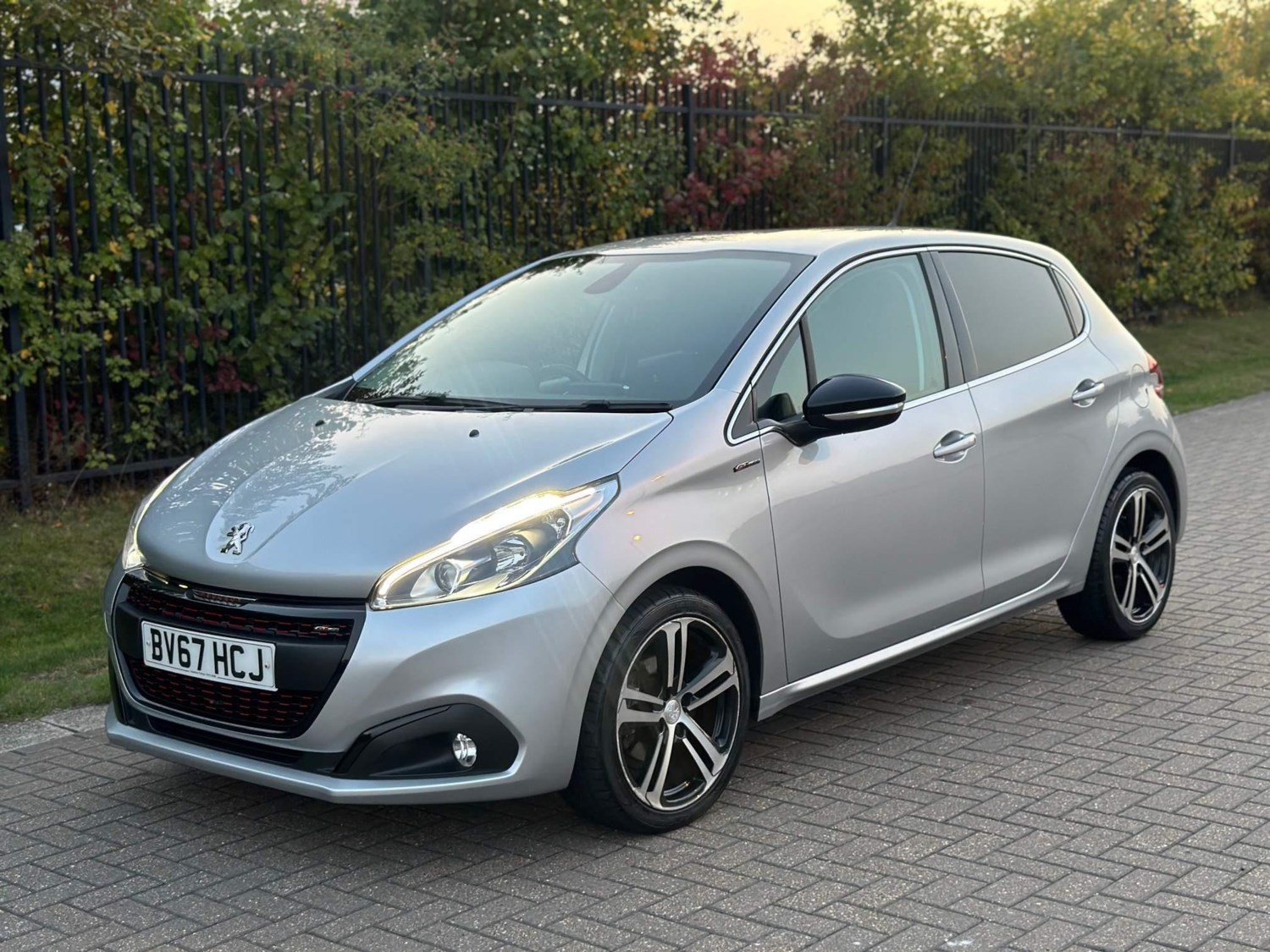 Peugeot 208 Listing Image