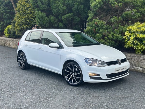 Volkswagen Golf Listing Image