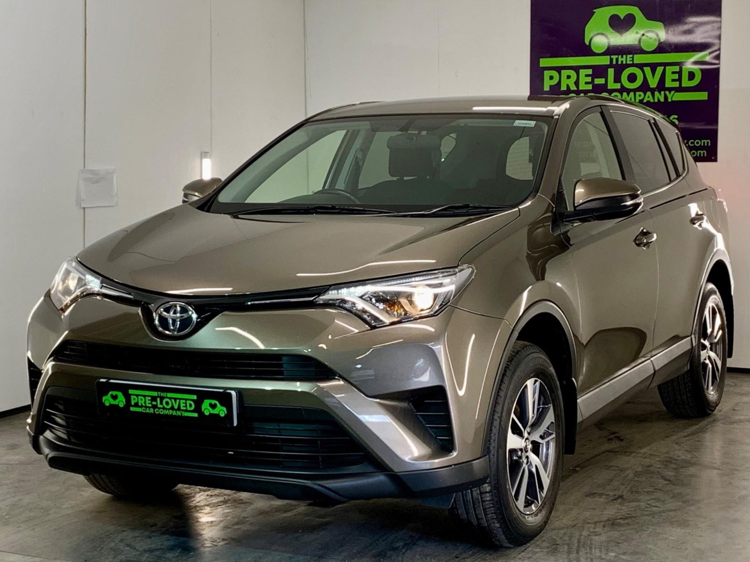 Toyota RAV4 Listing Image