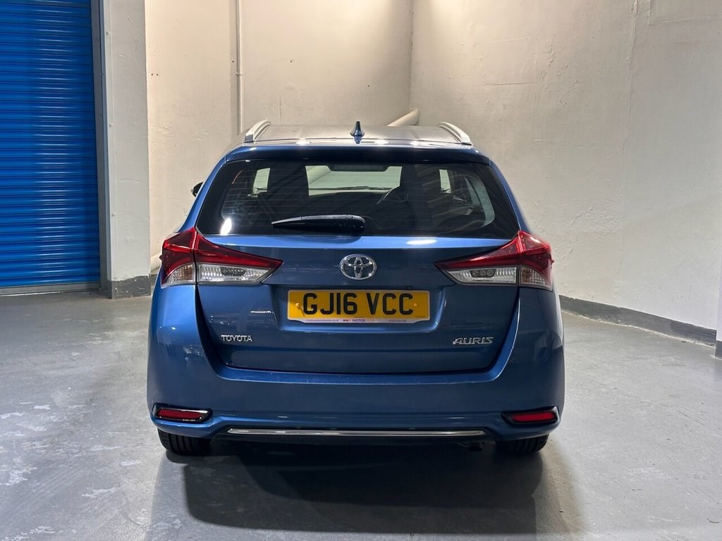 Toyota Auris Listing Image