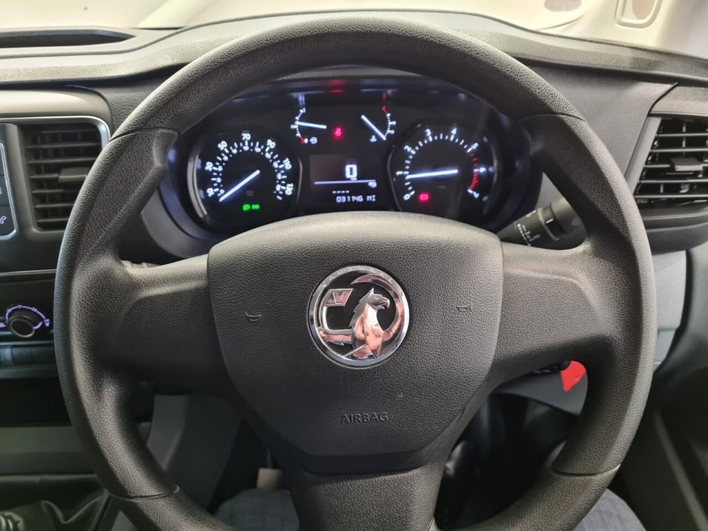 Vauxhall Vivaro Listing Image