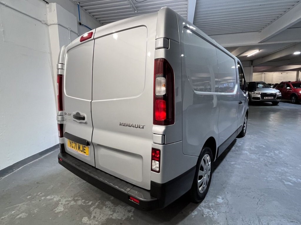 Renault Trafic Listing Image