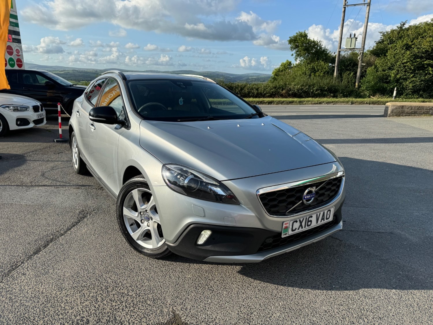 Volvo V40 Listing Image