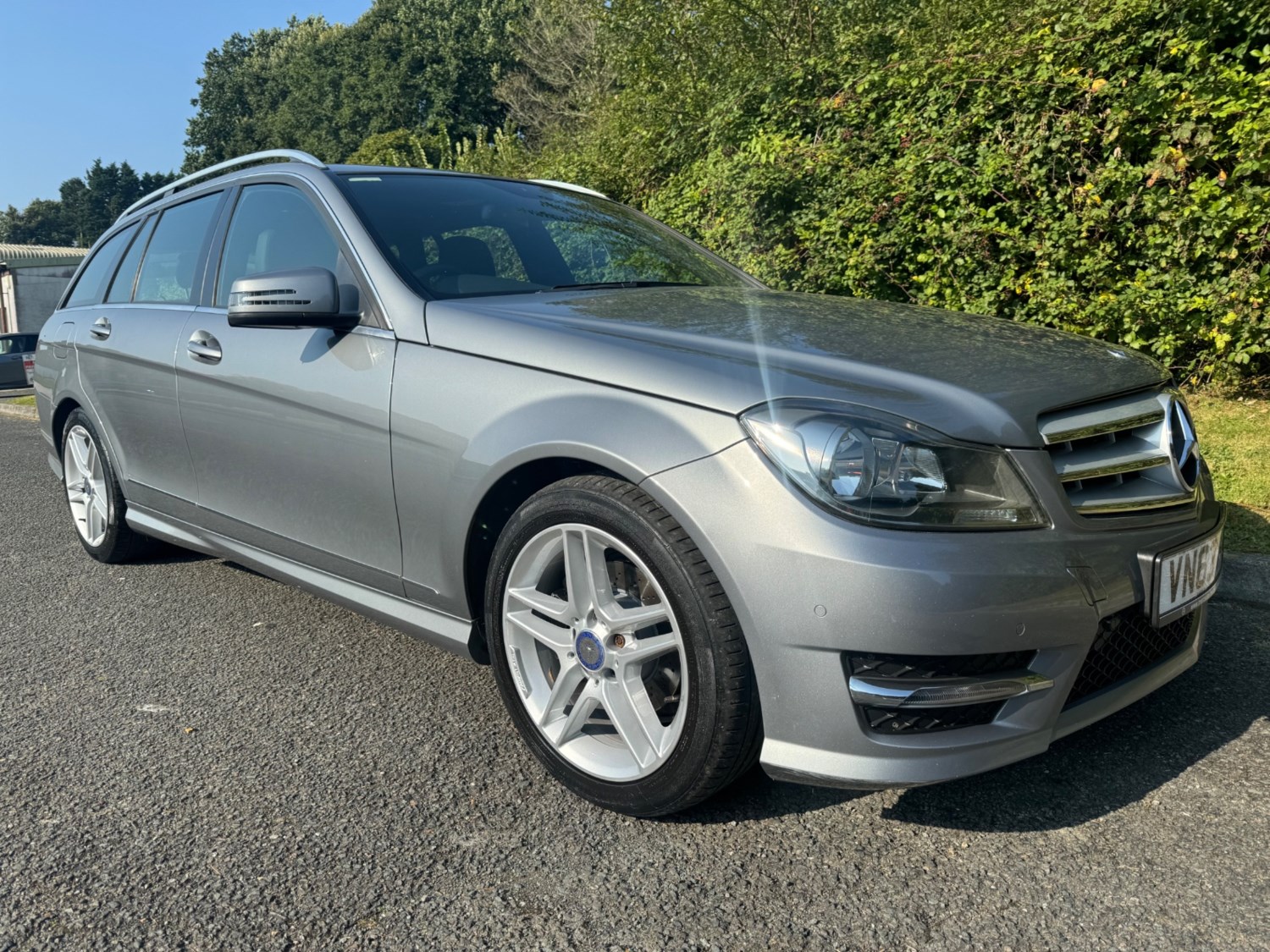 Mercedes-Benz C-Class Listing Image