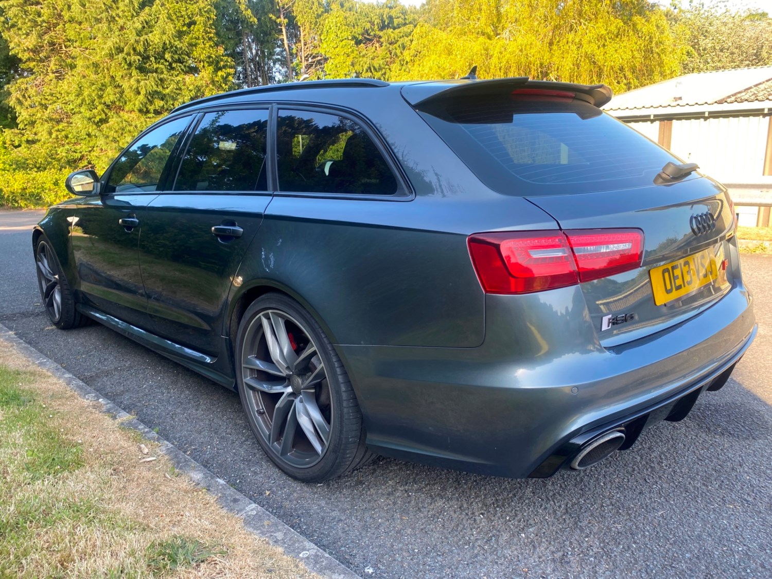 Audi RS6 Listing Image