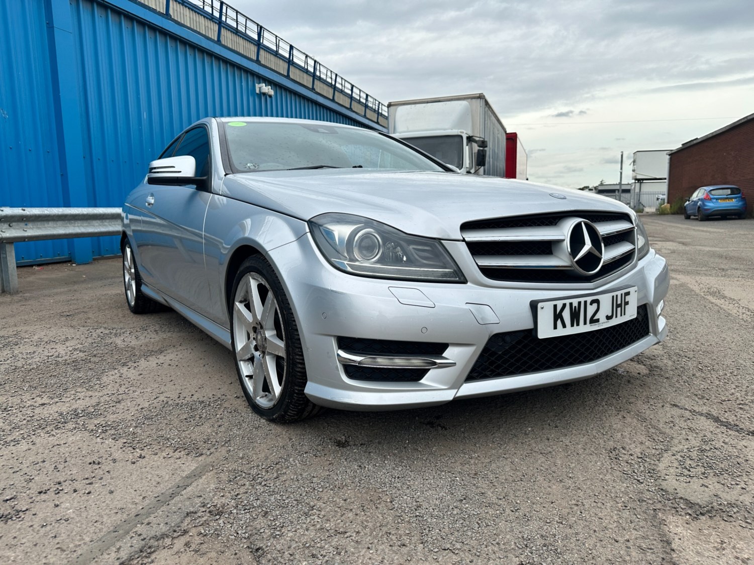 Mercedes-Benz C-Class Listing Image