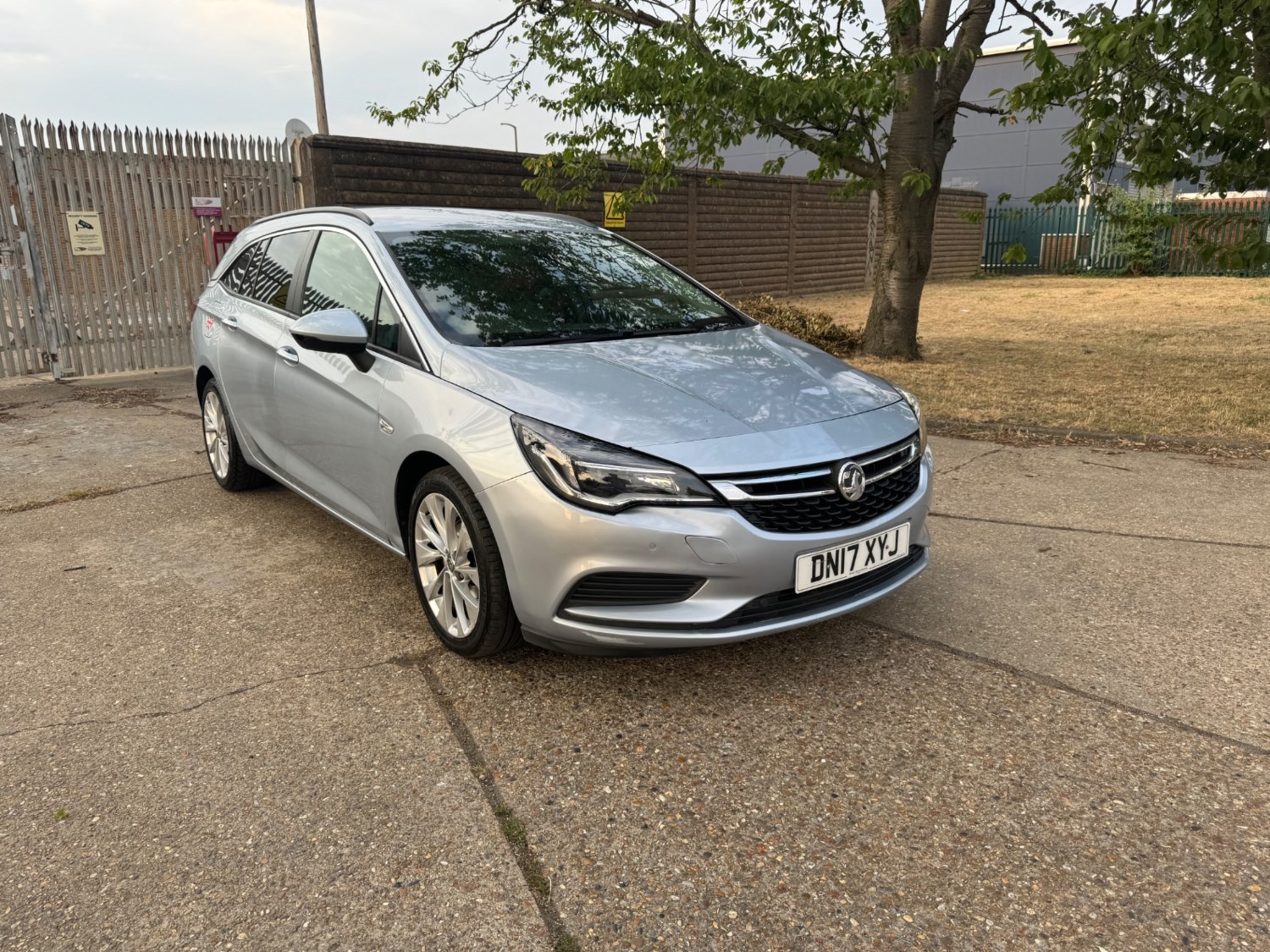 Vauxhall Astra Listing Image