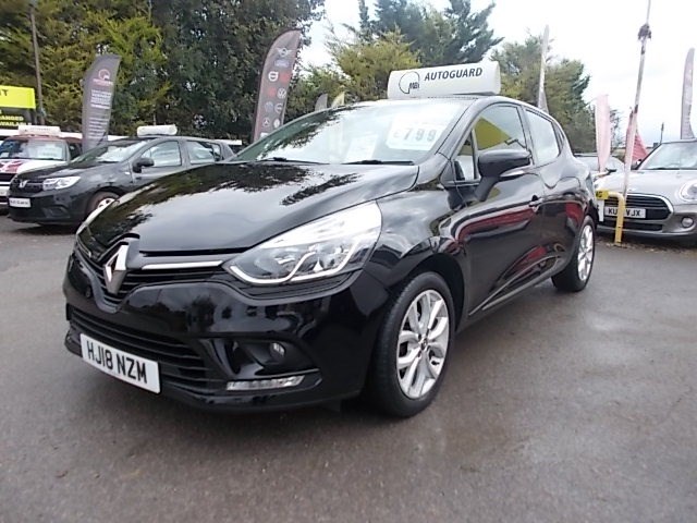 Renault Clio Listing Image