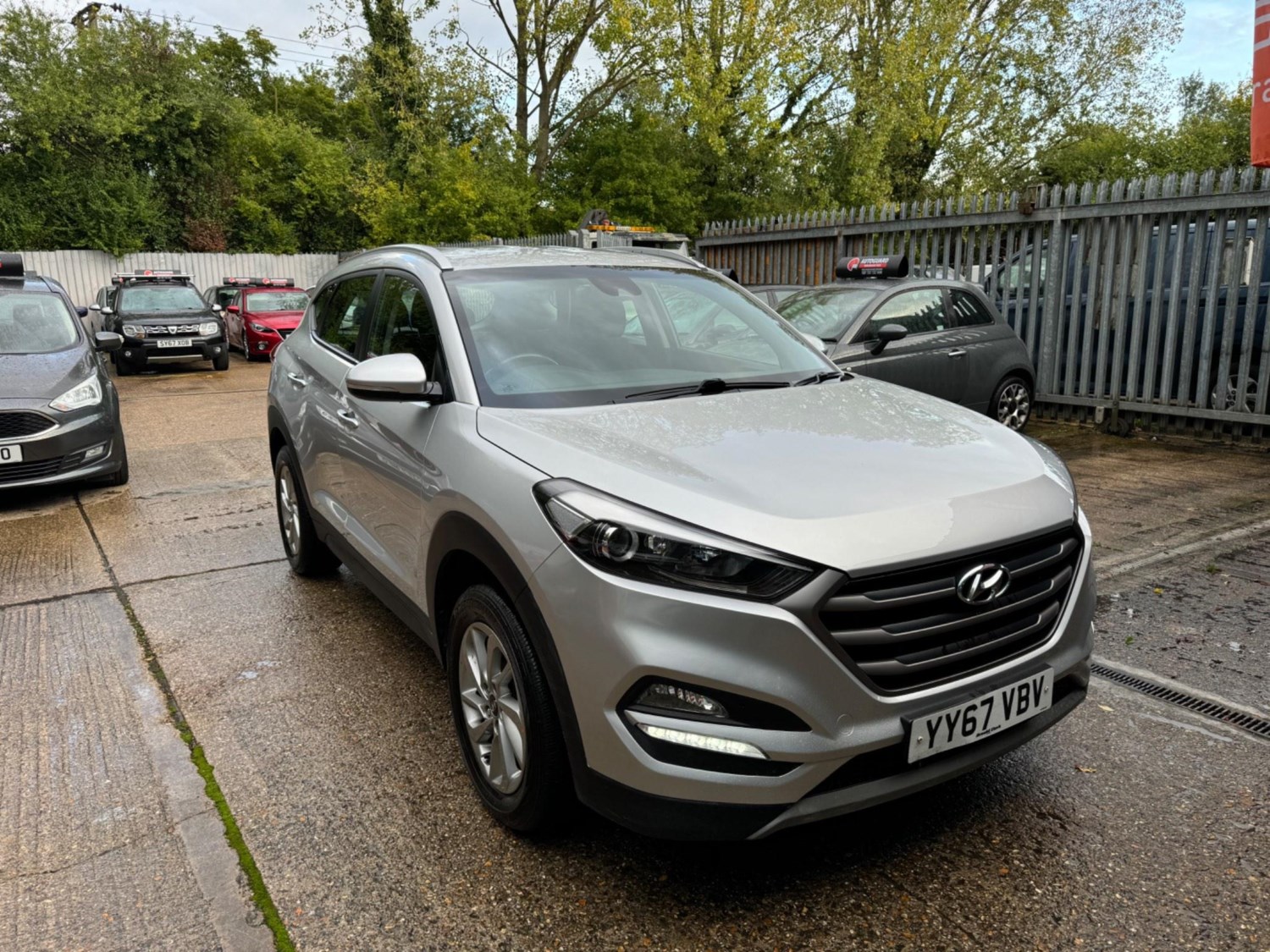 Hyundai TUCSON Listing Image