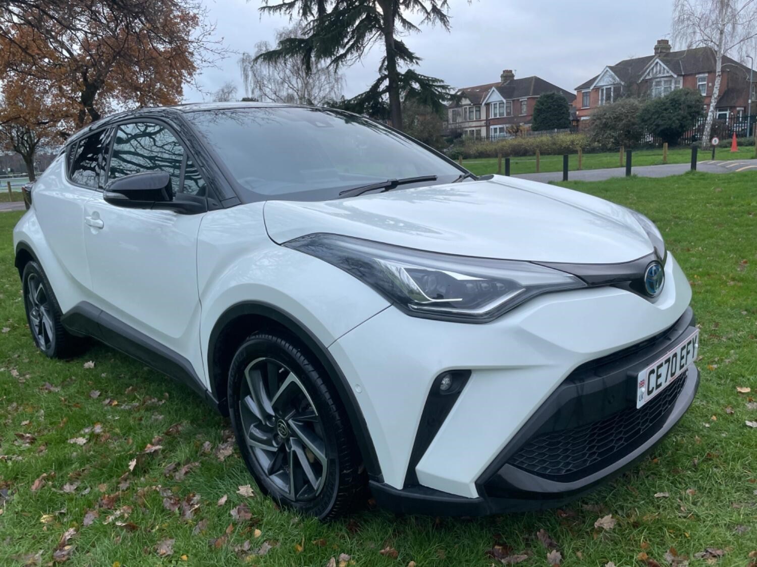 Toyota C-HR Listing Image