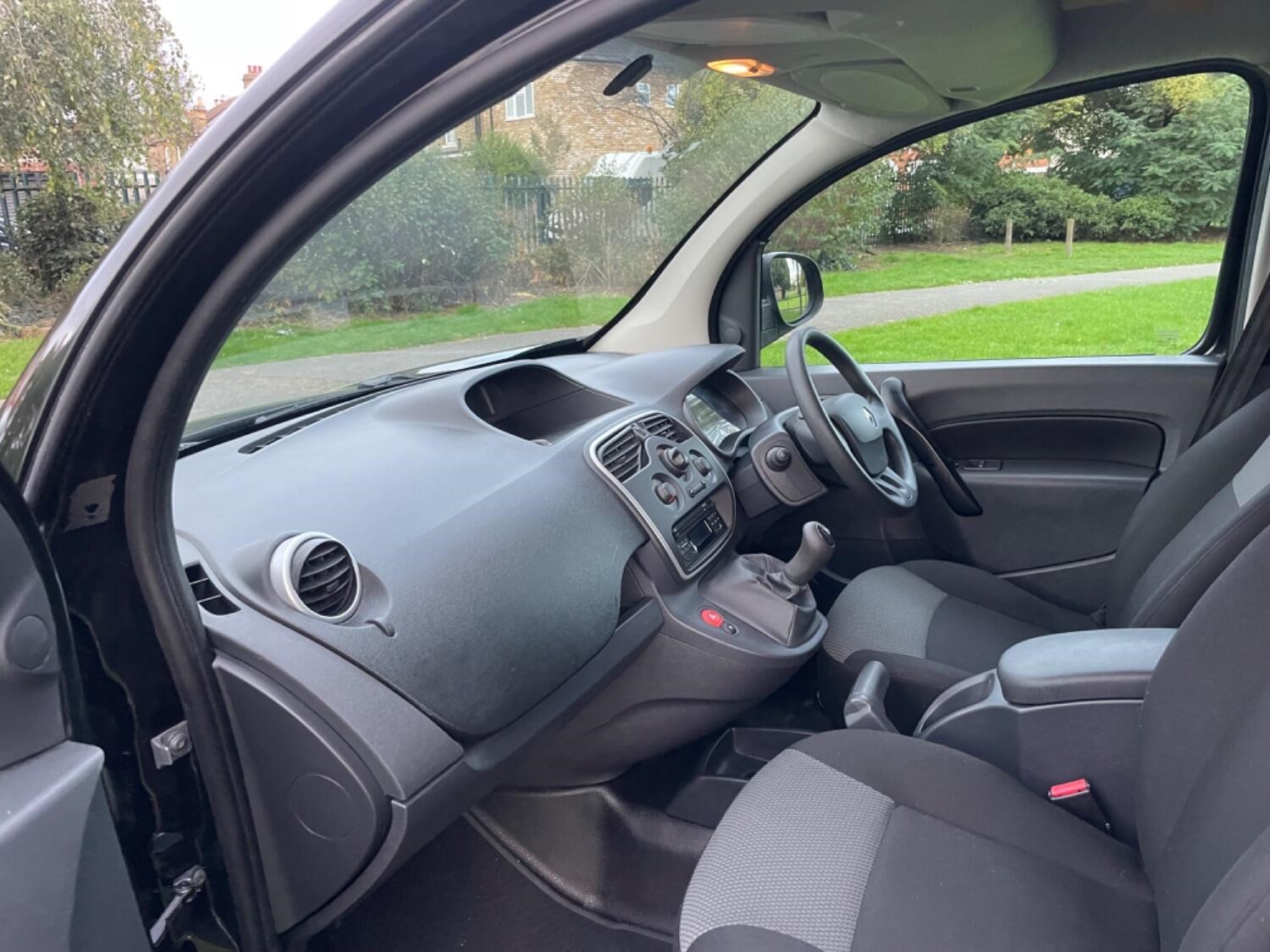 Renault Kangoo Listing Image