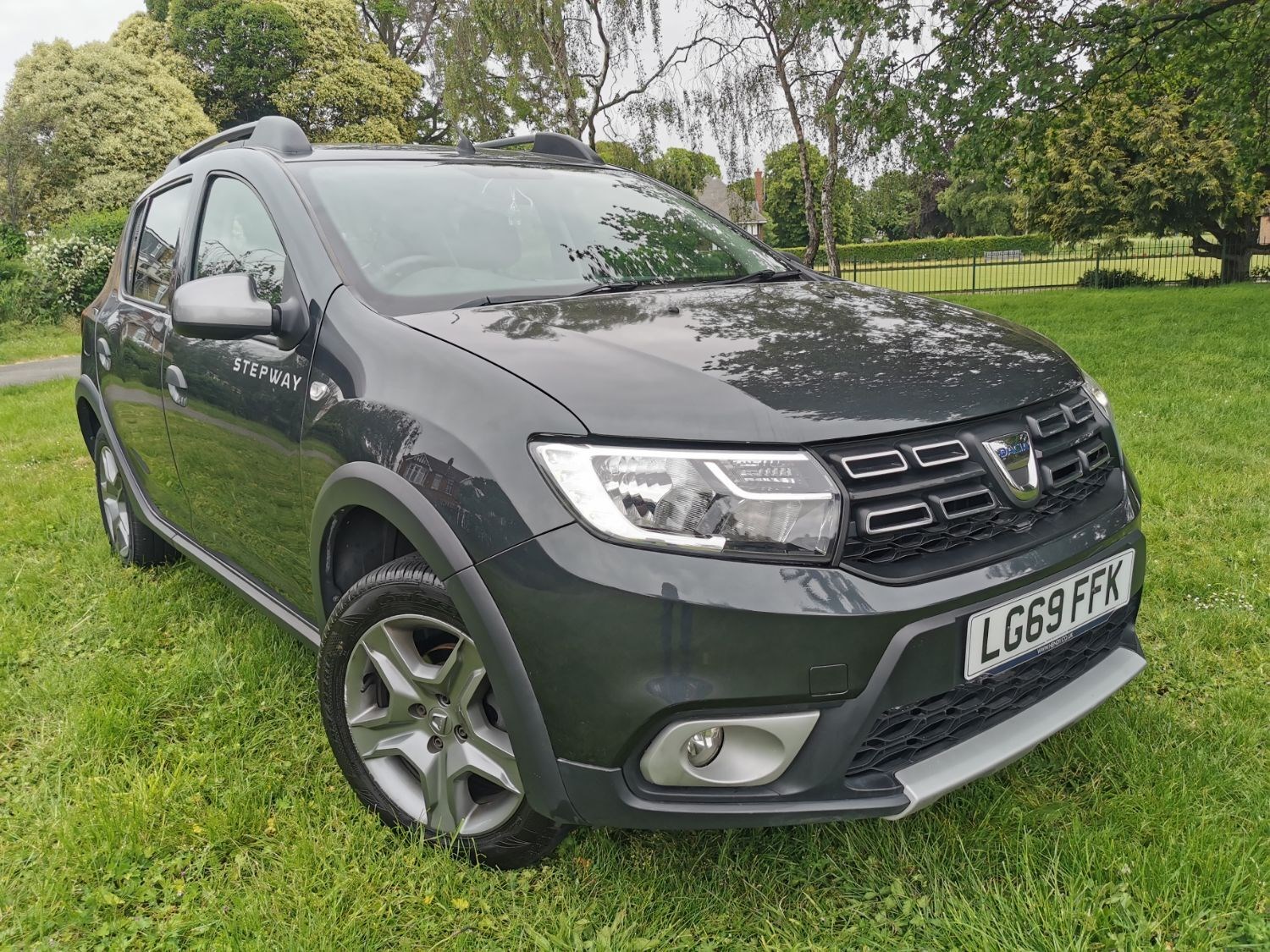 Dacia Sandero Listing Image