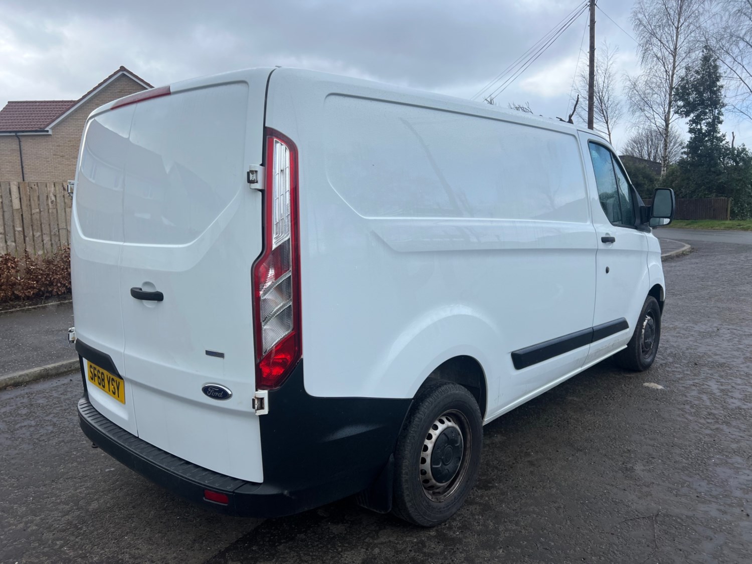 Ford Transit Custom Listing Image