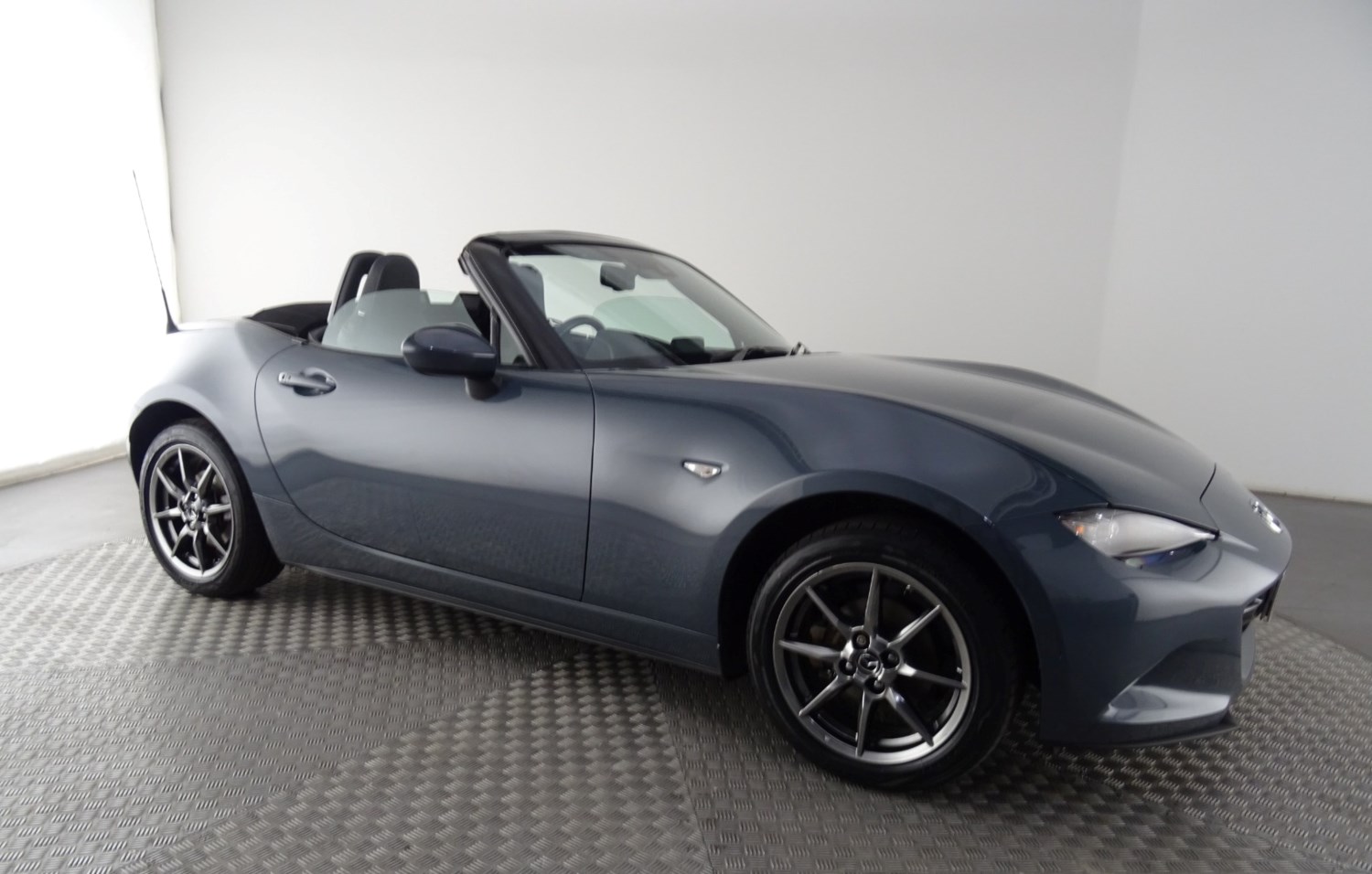 Mazda MX-5 Listing Image