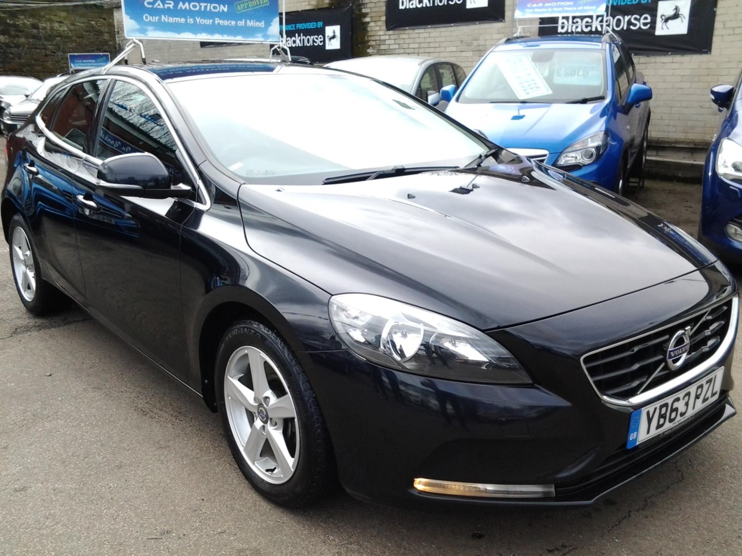 Volvo V40 Listing Image