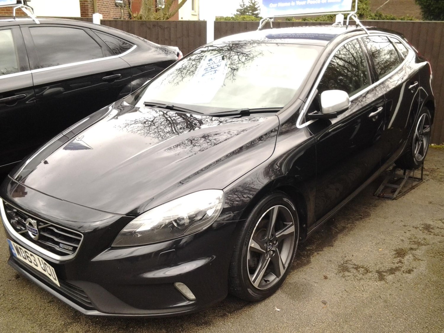 Volvo V40 Listing Image