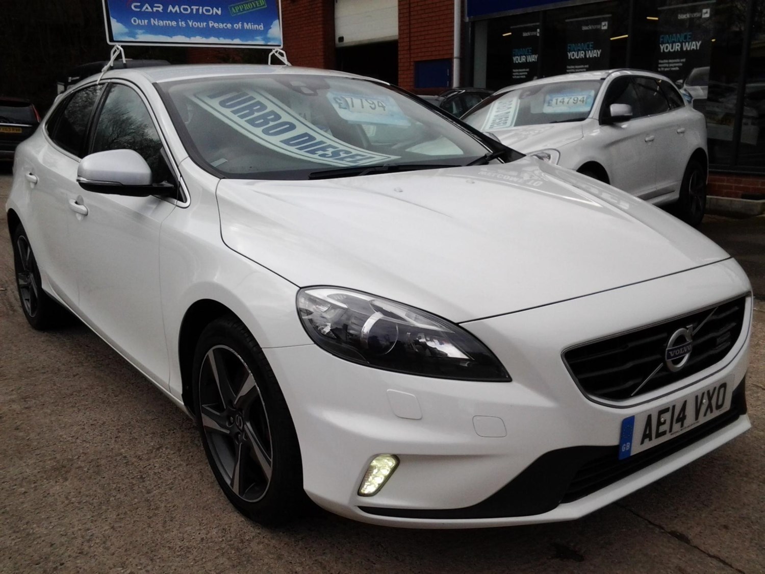 Volvo V40 Listing Image