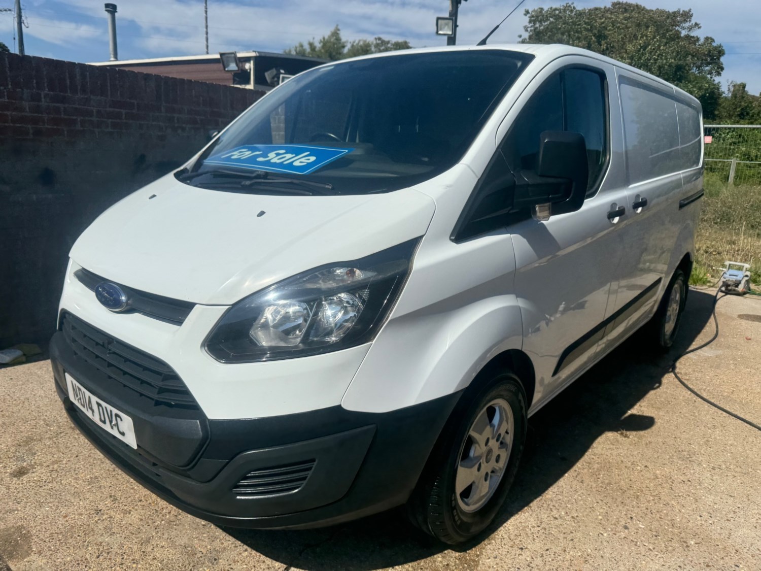 Ford Transit Custom Listing Image