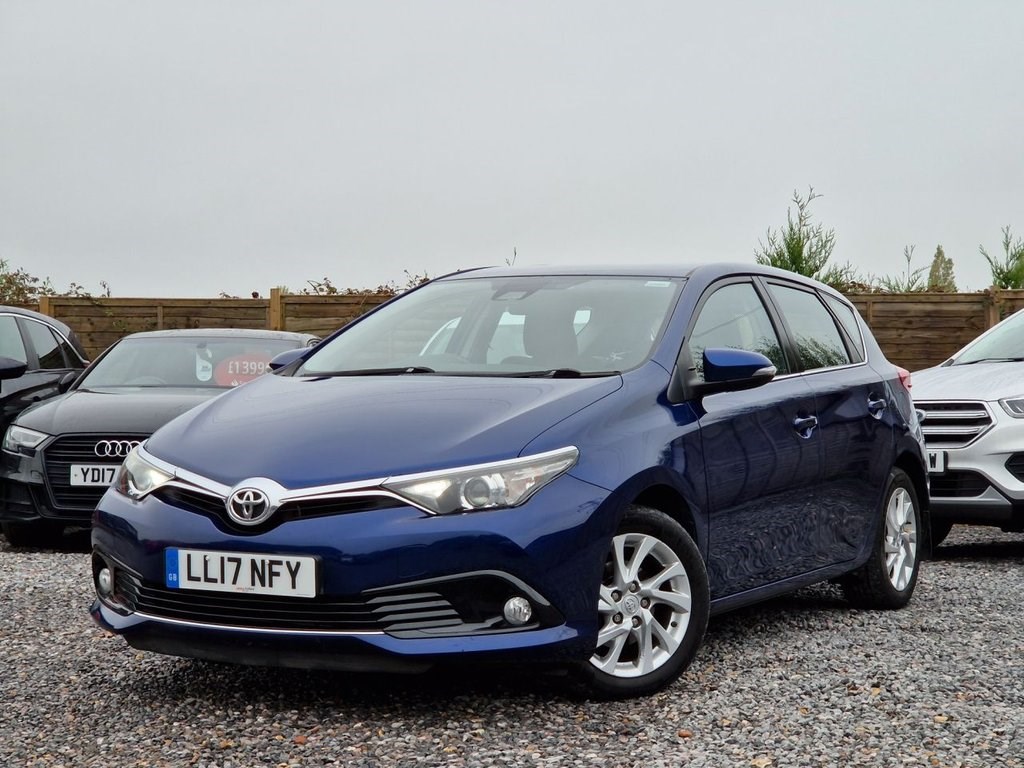 Toyota Auris Listing Image