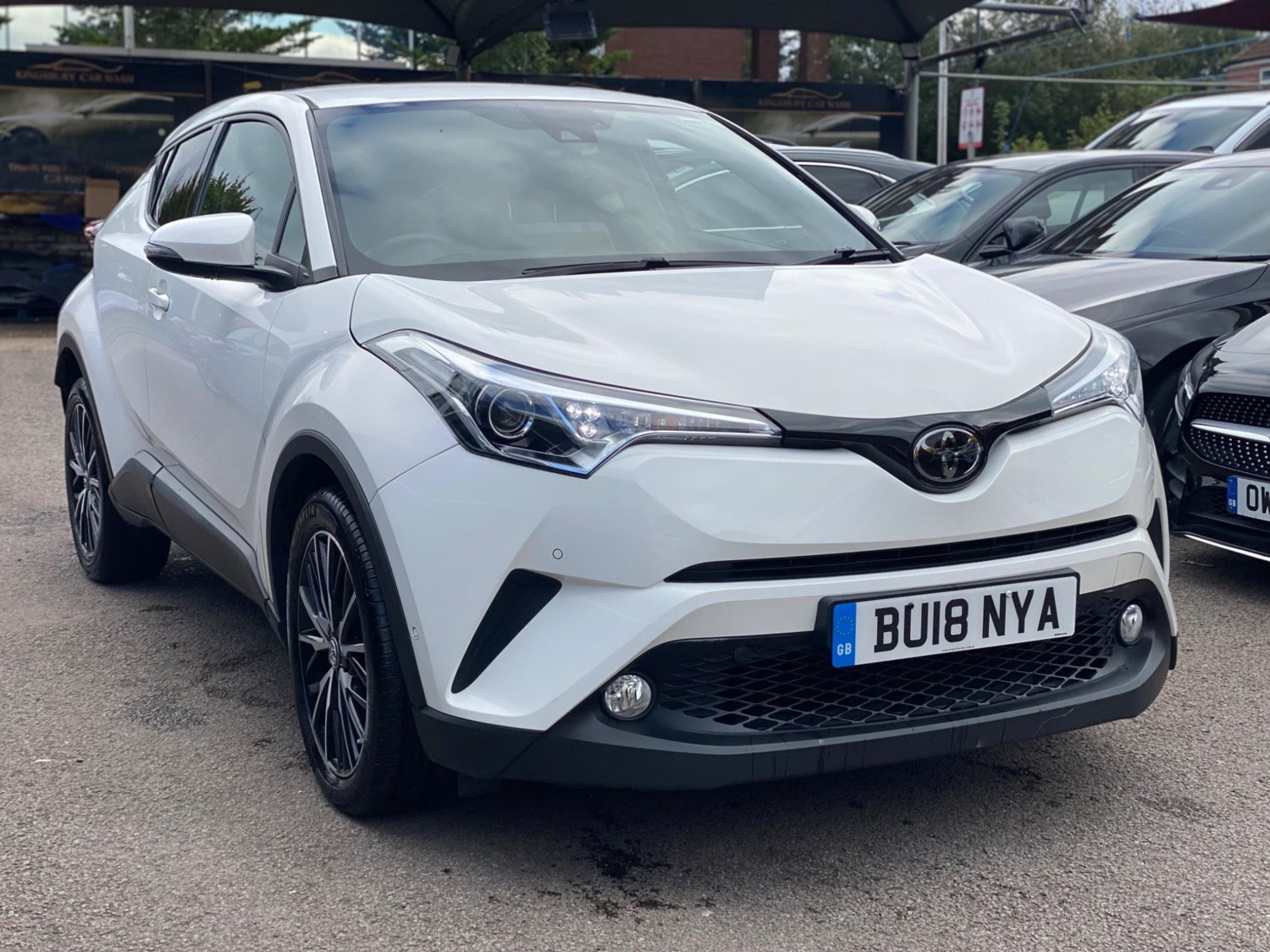 Toyota C-HR Listing Image