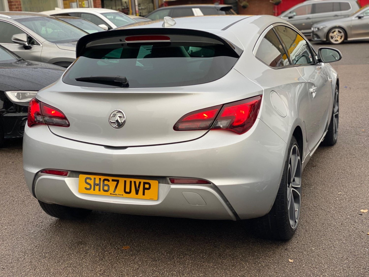 Vauxhall Astra GTC Listing Image