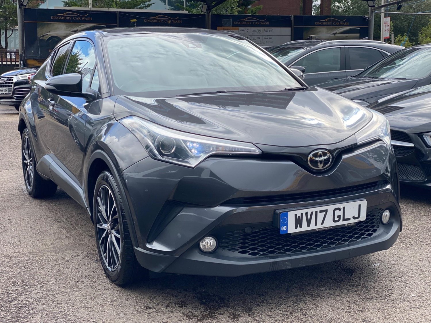 Toyota C-HR Listing Image