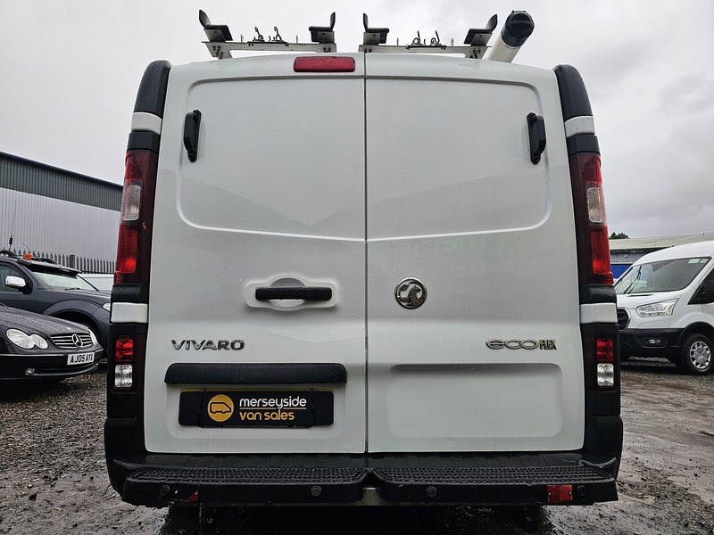 Vauxhall Vivaro Listing Image