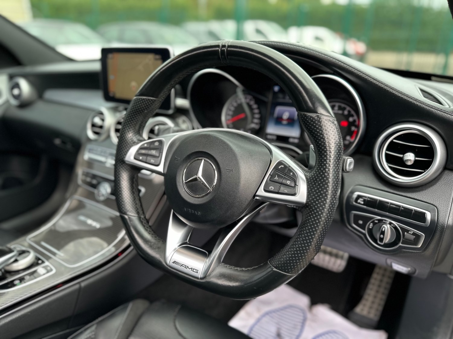 Mercedes-Benz C-Class Listing Image