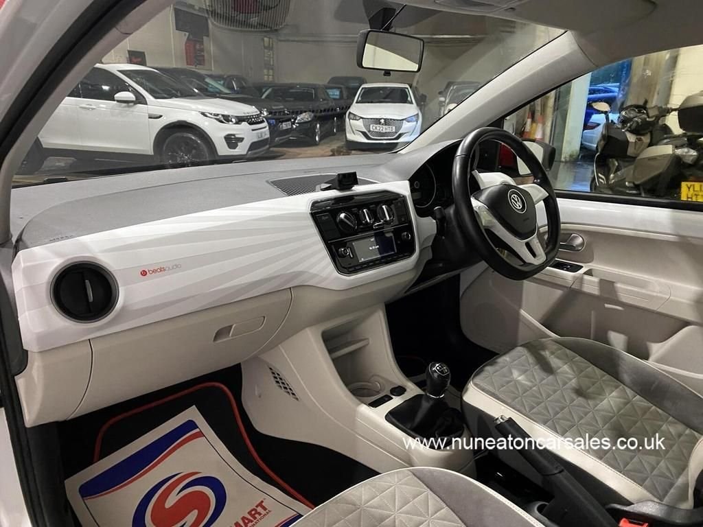 Volkswagen up! Listing Image