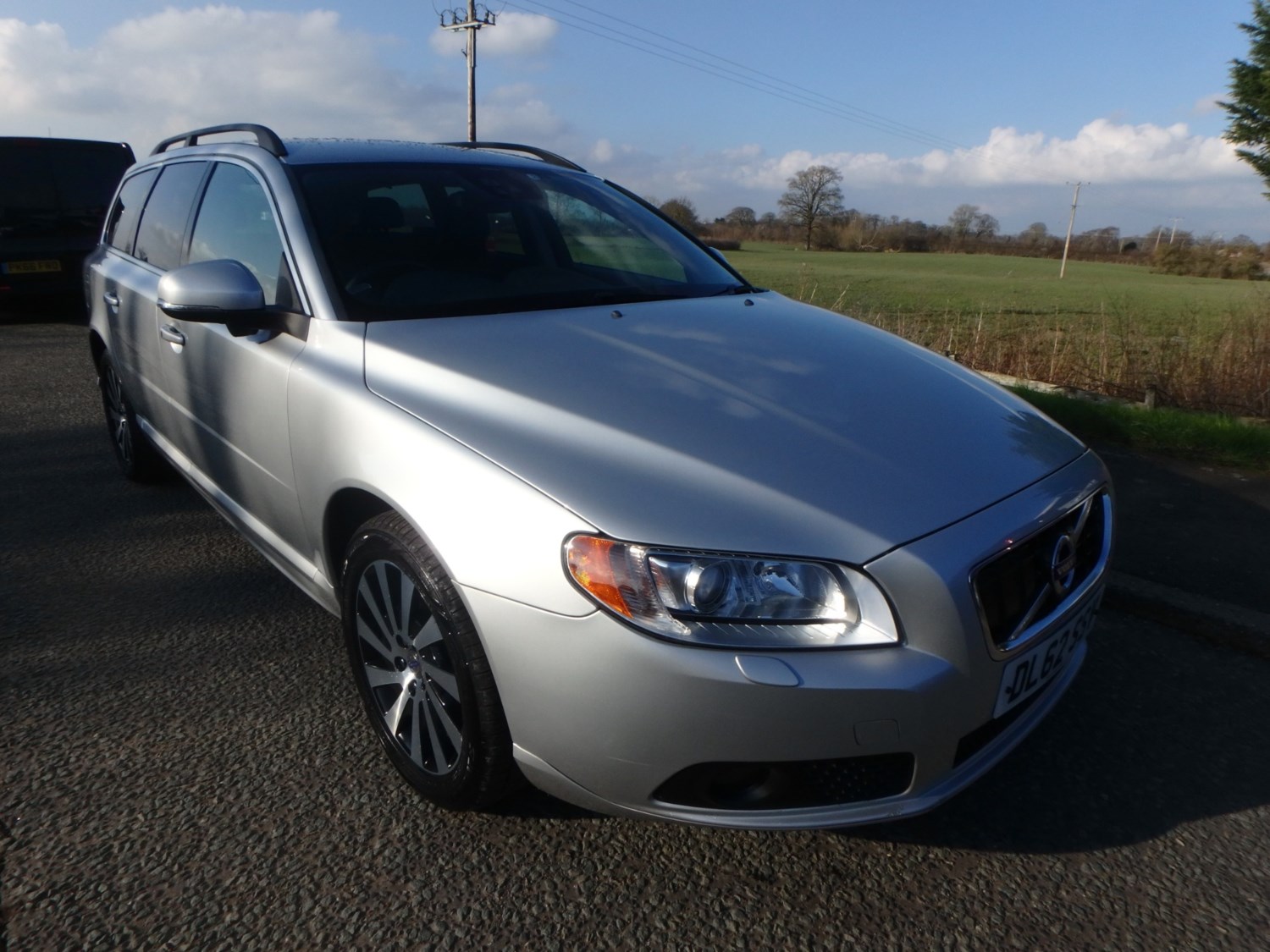 Volvo V70 Listing Image