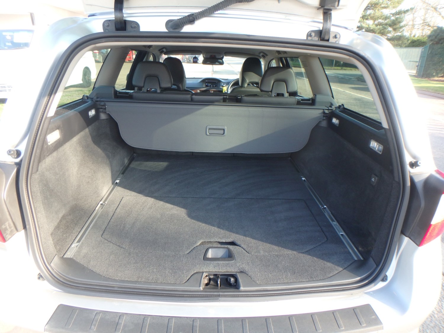 Volvo V70 Listing Image