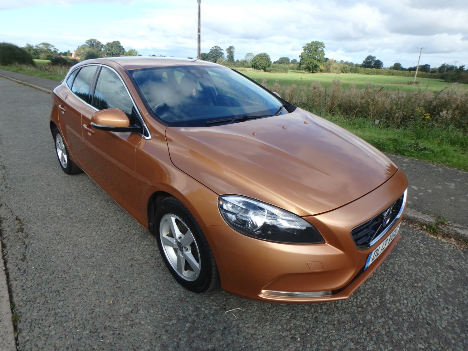 Volvo V40 Listing Image