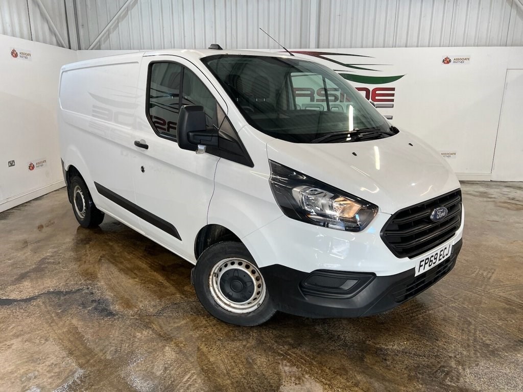 Ford Transit Custom Listing Image