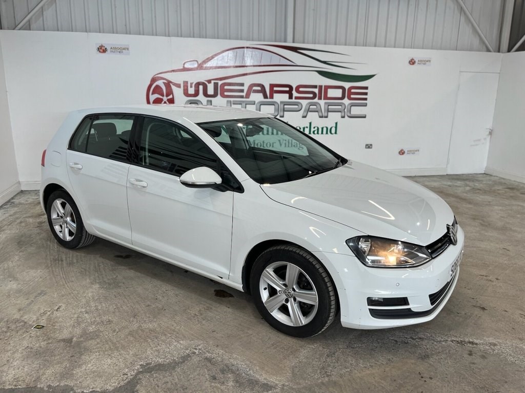 Volkswagen Golf Listing Image