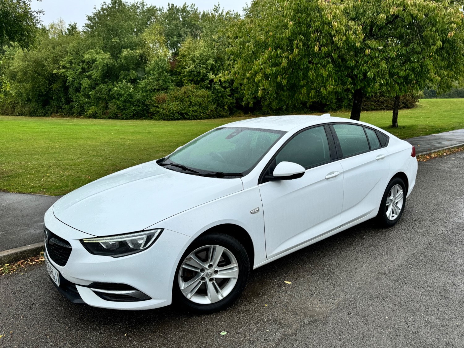 Vauxhall Insignia Listing Image