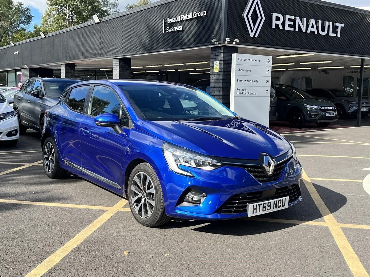 Renault Clio Listing Image