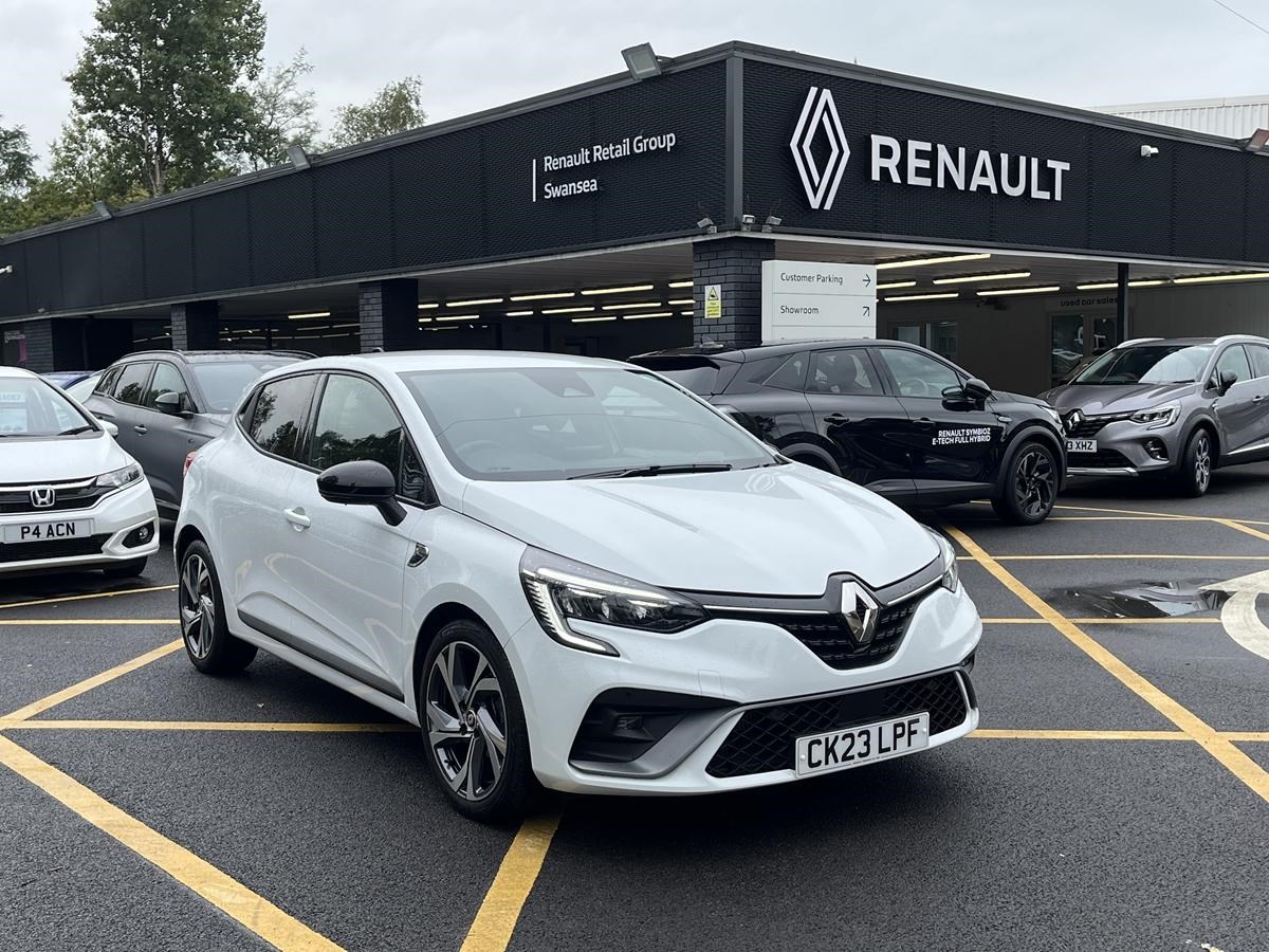 Renault Clio Listing Image