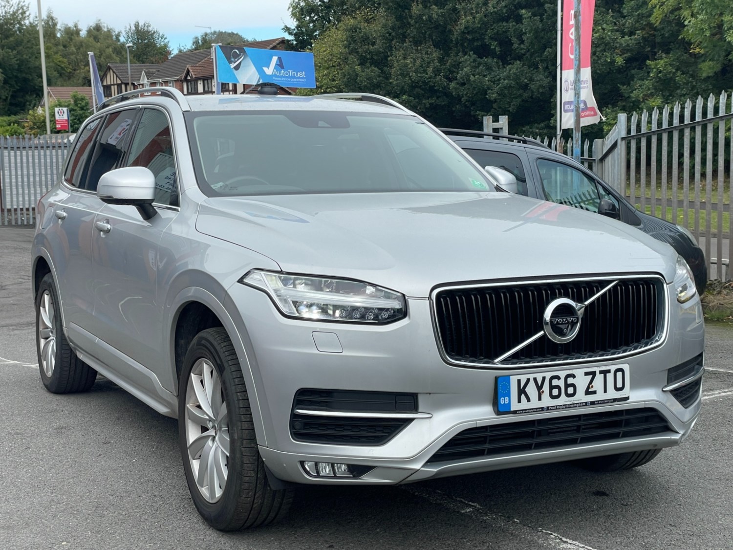 Volvo XC90 Listing Image