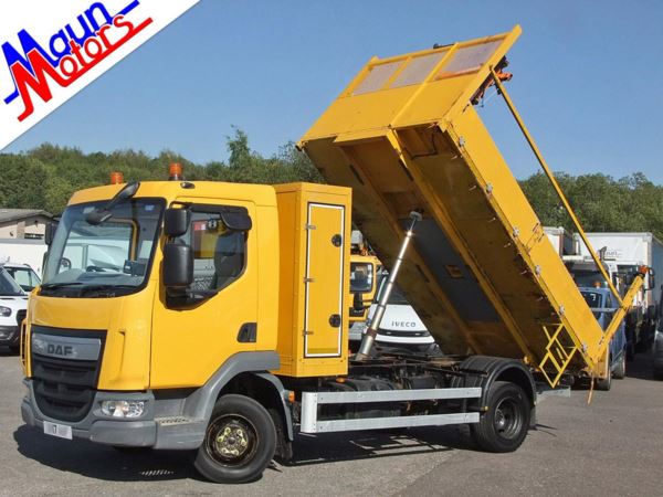 2017 (17) Daf Trucks LF 150 FA 7.5t GVW 12ft 10in TIPPER Lorry with SwingLift Crane, Cruise, Bluetooth, CD For Sale In Sutton In Ashfield, Nottinghamshire