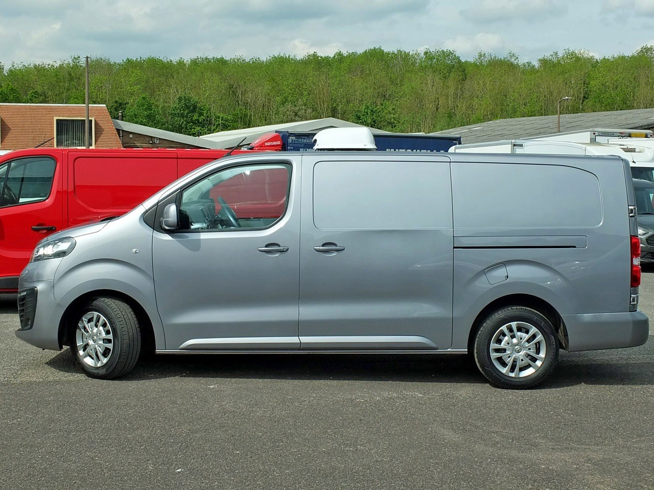 Vauxhall Vivaro Listing Image