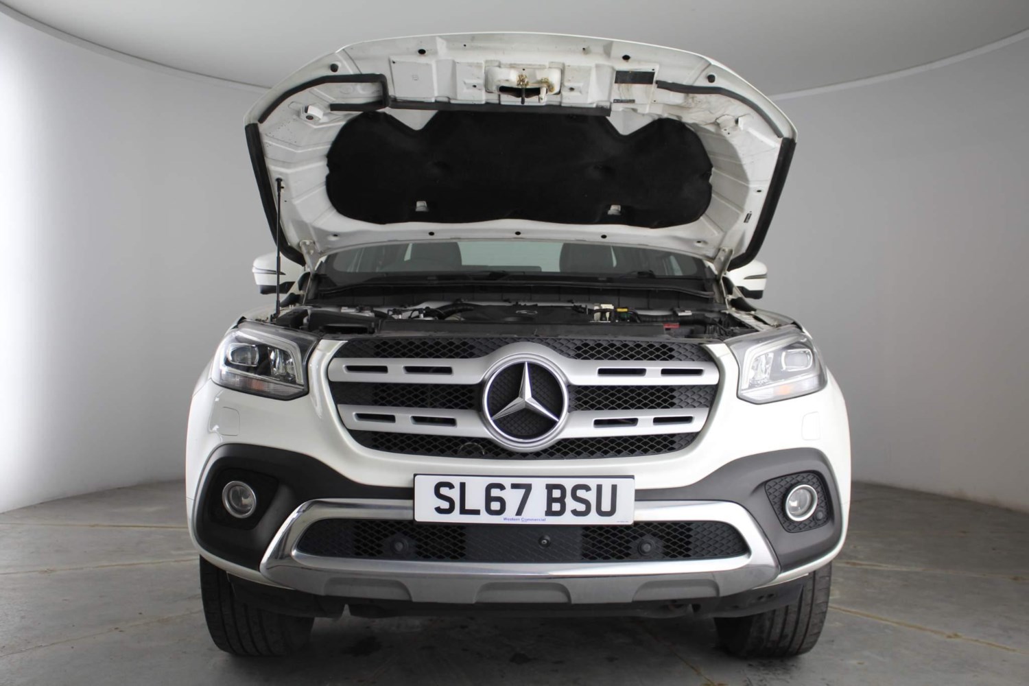 Mercedes-Benz X-Class Listing Image