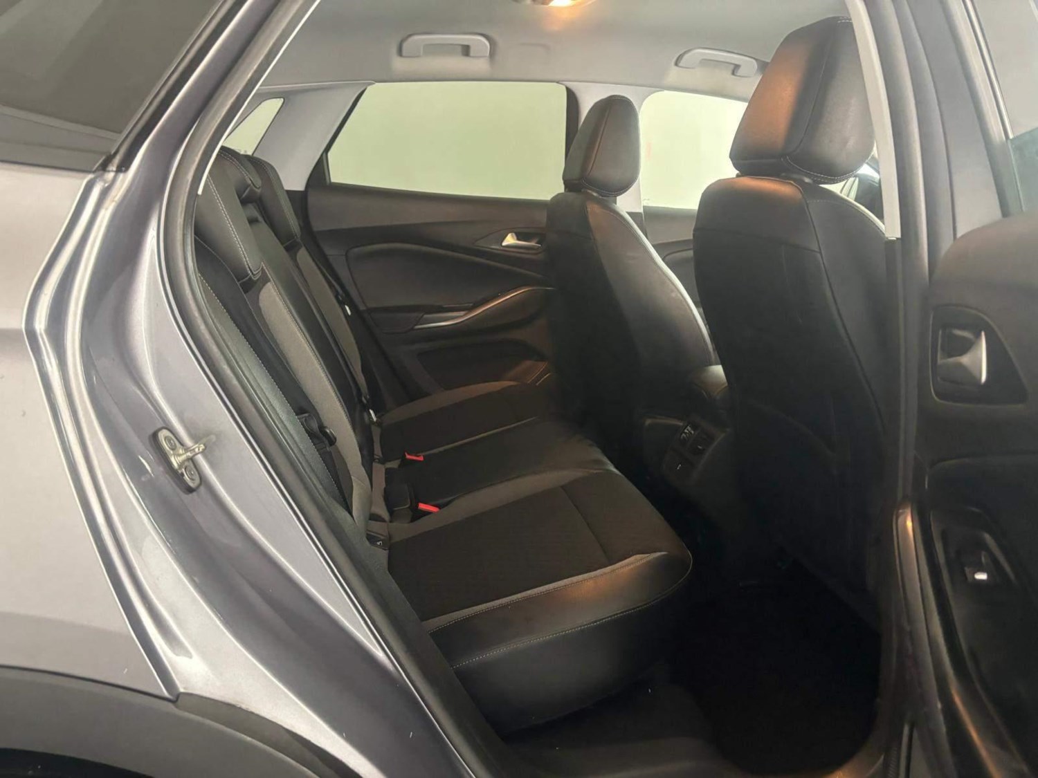 Vauxhall Grandland X Listing Image