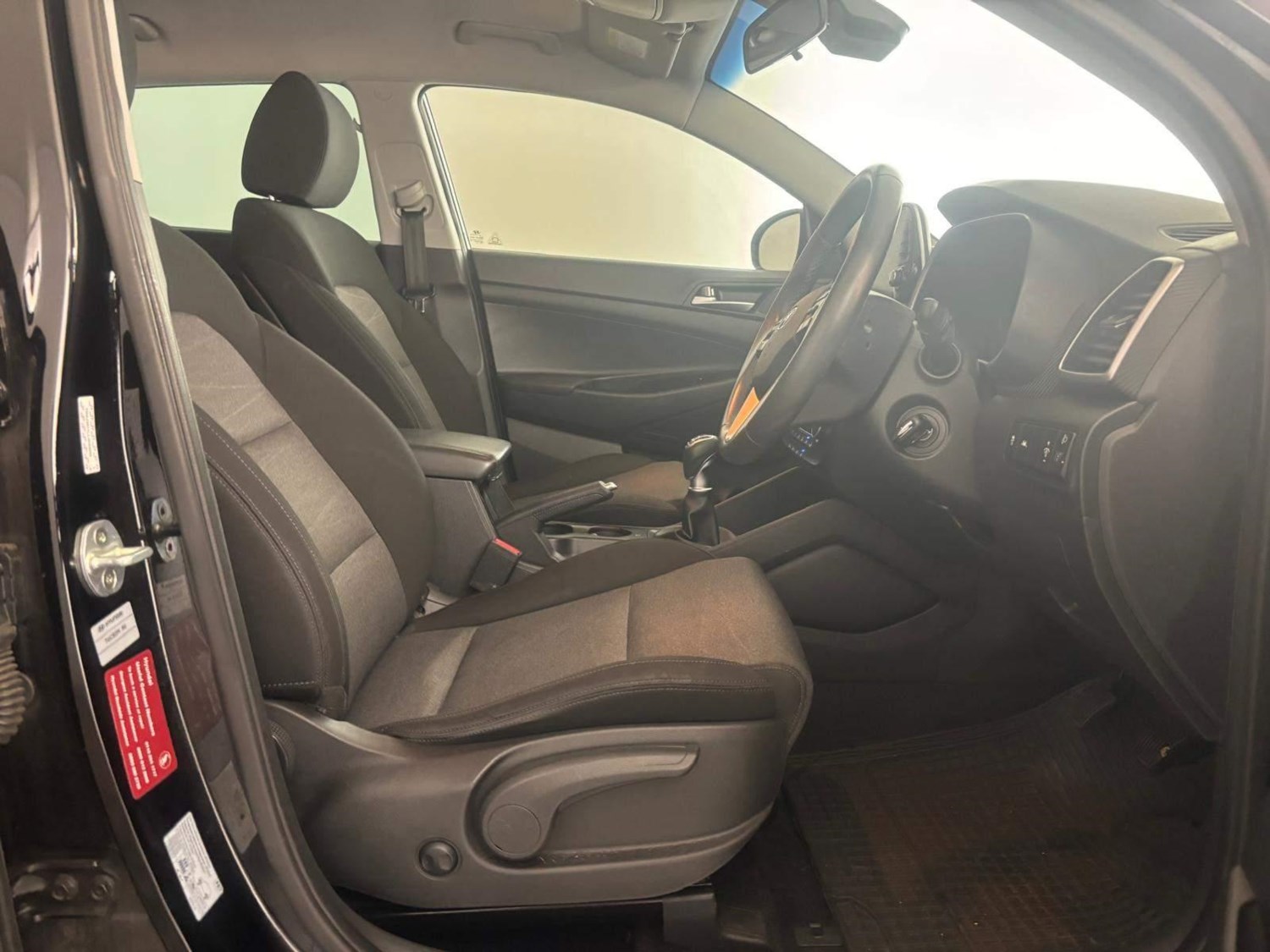 Hyundai TUCSON Listing Image