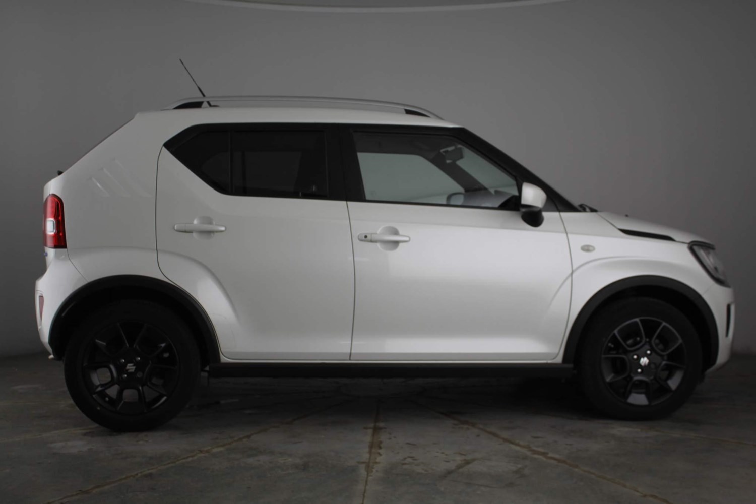 Suzuki Ignis Listing Image