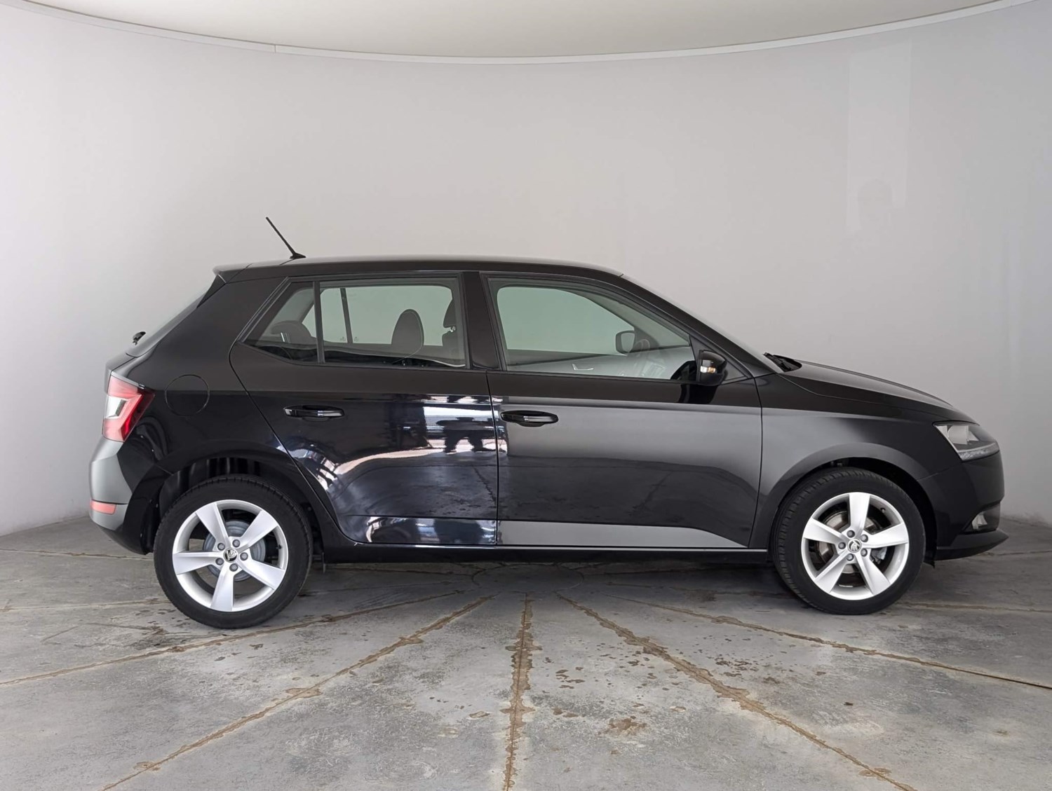 Skoda Fabia Listing Image