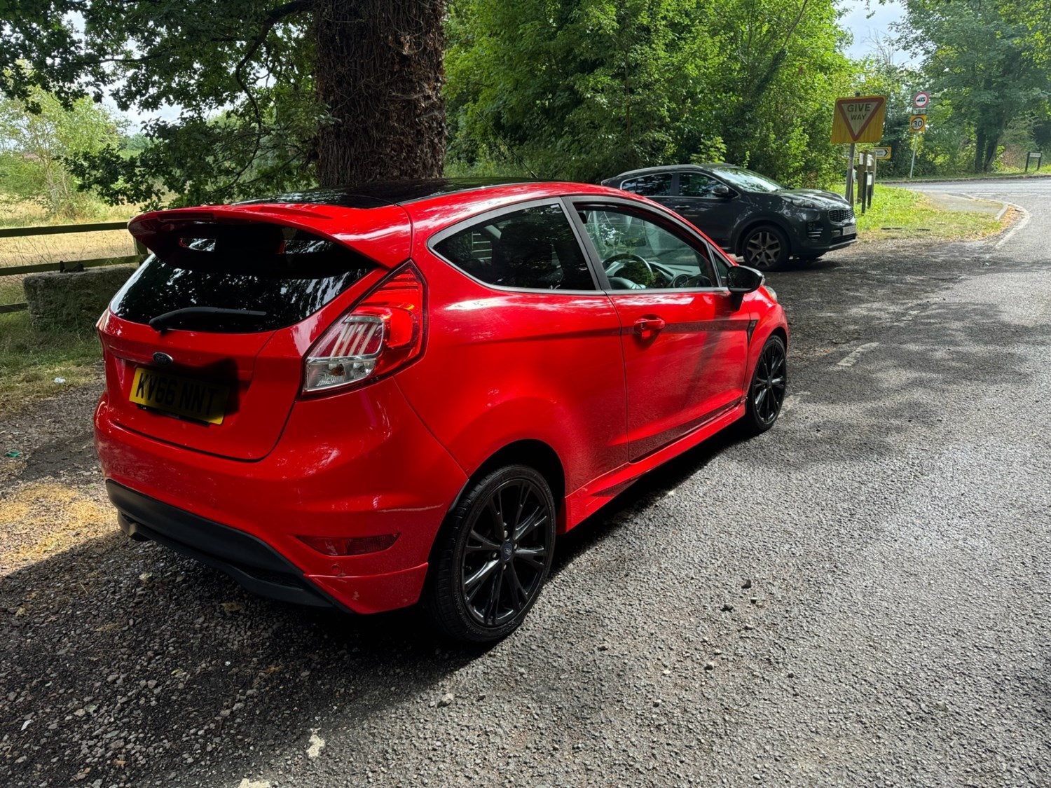 Ford Fiesta Listing Image