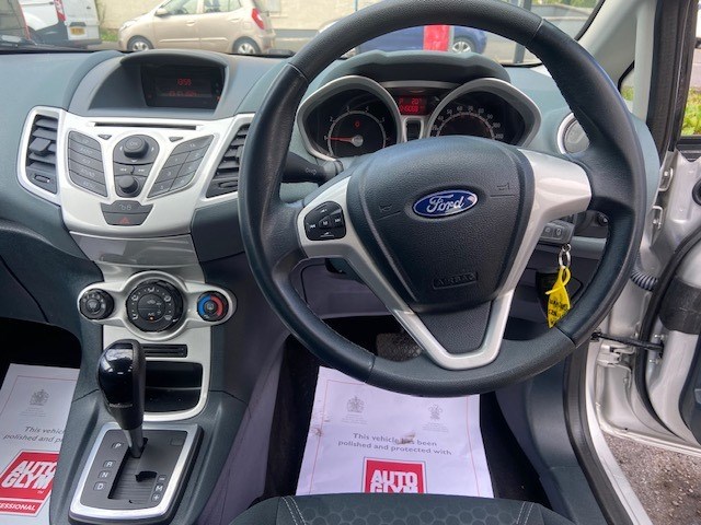 Ford Fiesta Listing Image