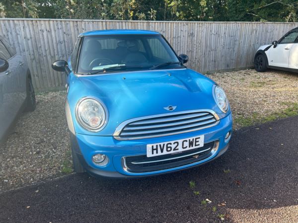 2012 62 MINI HATCHBACK 1.6 Cooper Bayswater 3dr 3 Doors HATCHBACK