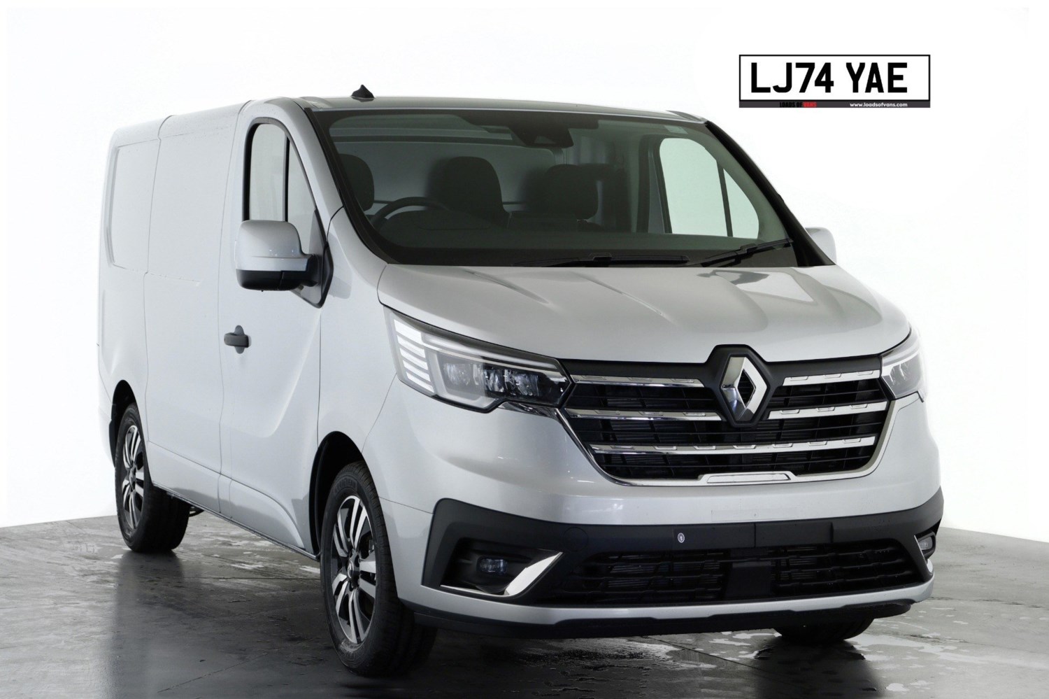 Renault Trafic Listing Image