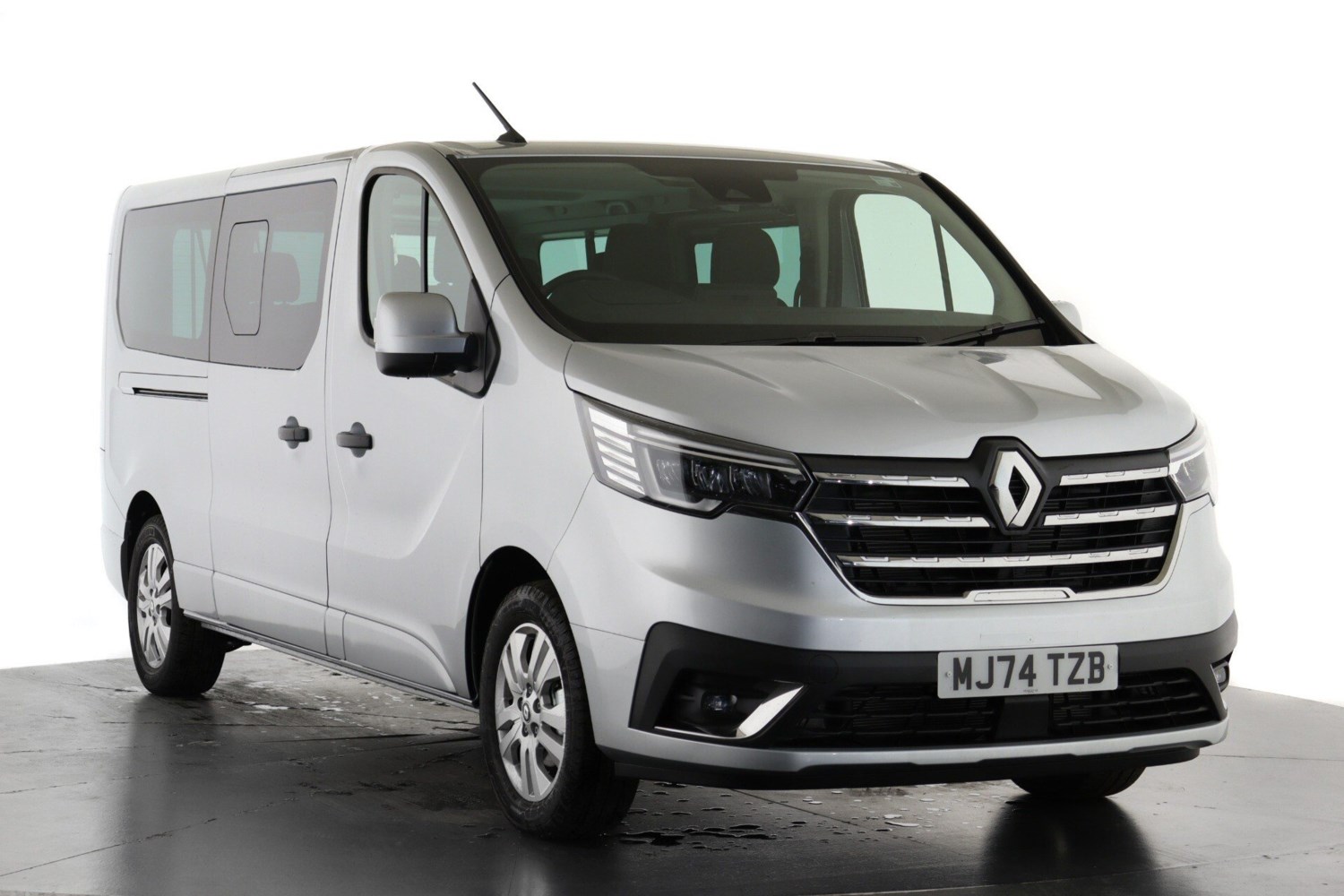 Renault Trafic Listing Image